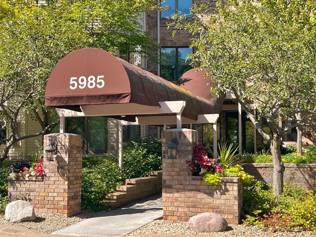 5985 Rowland Road 308, Minnetonka, MN 55343 — photo 3
