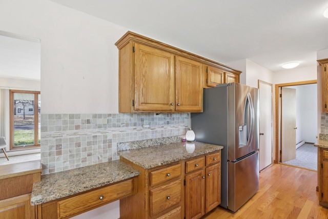 1018 S Ferry DRIVE, Lake Mills, WI 53551