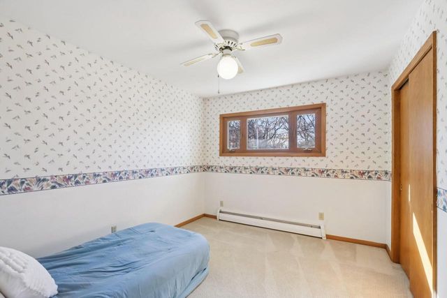 1018 S Ferry DRIVE, Lake Mills, WI 53551