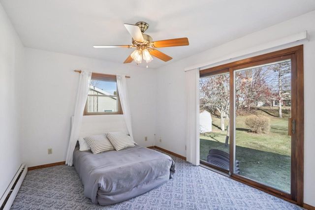 1018 S Ferry DRIVE, Lake Mills, WI 53551