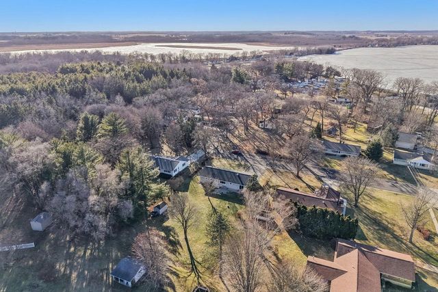 1018 S Ferry DRIVE, Lake Mills, WI 53551