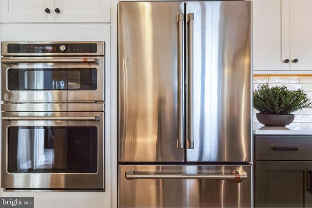 167 ASHFORD DR, Coopersburg, PA 18036