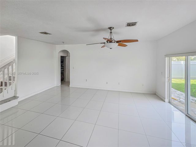 15843 SW 139th St, Miami, FL 33196