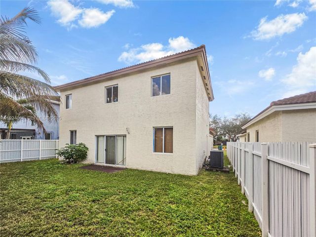 15843 SW 139th St, Miami, FL 33196