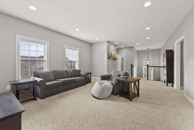 2896 Sandycombe Drive, New Albany, OH 43054