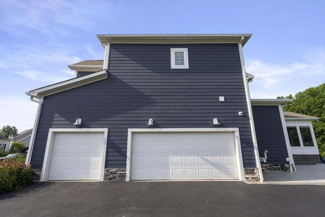 2896 Sandycombe Drive, New Albany, OH 43054