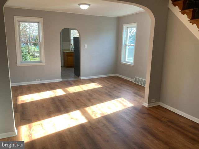 254 CEDAR AVE, Oaklyn, NJ 08107