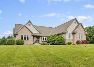 S31W31654 Harvest View DRIVE, Waukesha, WI 53189
