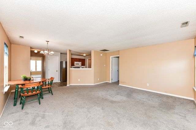 16808 Aulton Drive, Noblesville, IN 46060