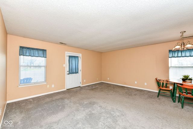 16808 Aulton Drive, Noblesville, IN 46060