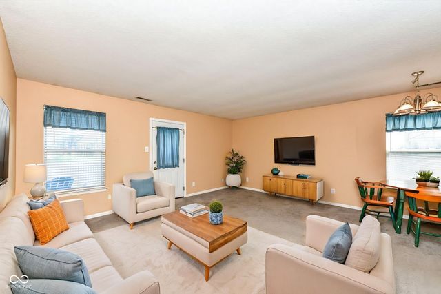 16808 Aulton Drive, Noblesville, IN 46060