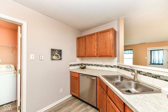 16808 Aulton Drive, Noblesville, IN 46060