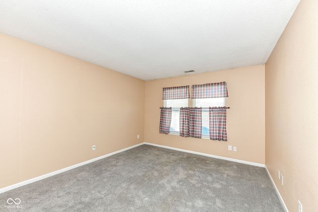 16808 Aulton Drive, Noblesville, IN 46060