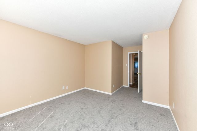 16808 Aulton Drive, Noblesville, IN 46060