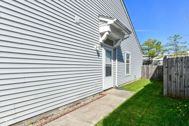 16808 Aulton Drive, Noblesville, IN 46060