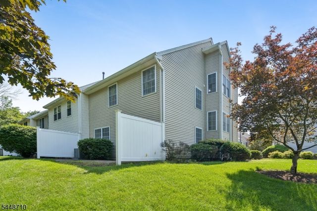9 Paula Way Ondo, Berkeley Heights Twp., NJ 07922