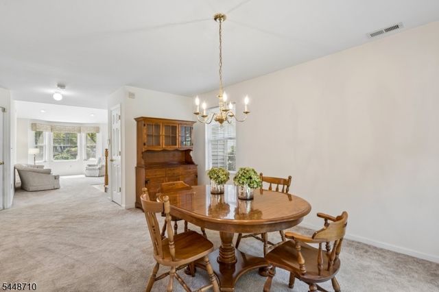 9 Paula Way Ondo, Berkeley Heights Twp., NJ 07922