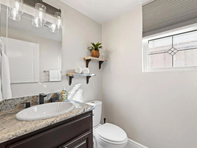 3547 Cay Drive, Carlsbad, CA 92010