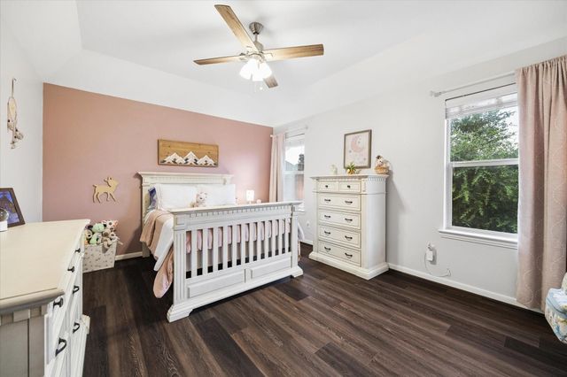 26 S Pinto Point Circle, The Woodlands, TX 77389