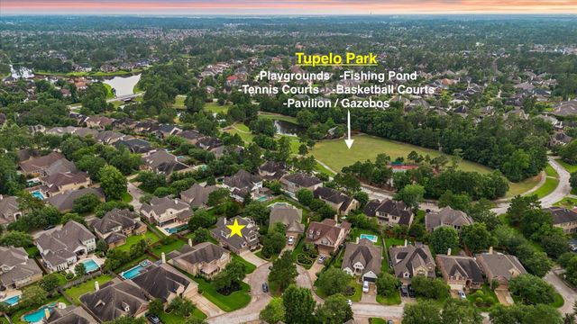 26 S Pinto Point Circle, The Woodlands, TX 77389