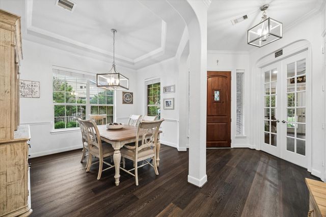 26 S Pinto Point Circle, The Woodlands, TX 77389