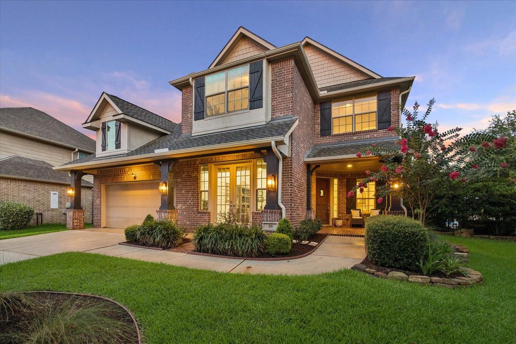 26 S Pinto Point Circle, The Woodlands, TX 77389