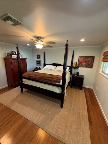 410 Miramar Pl, Corpus Christi, TX 78411