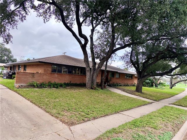 410 Miramar Pl, Corpus Christi, TX 78411