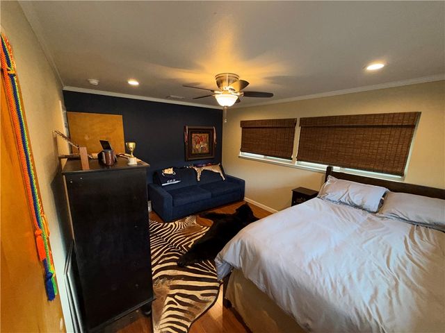 410 Miramar Pl, Corpus Christi, TX 78411