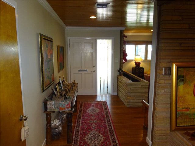 410 Miramar Pl, Corpus Christi, TX 78411