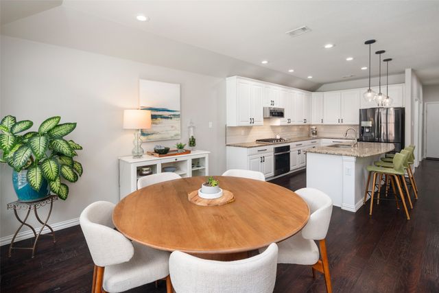 604 Peterhouse Drive, Mckinney, TX 75071