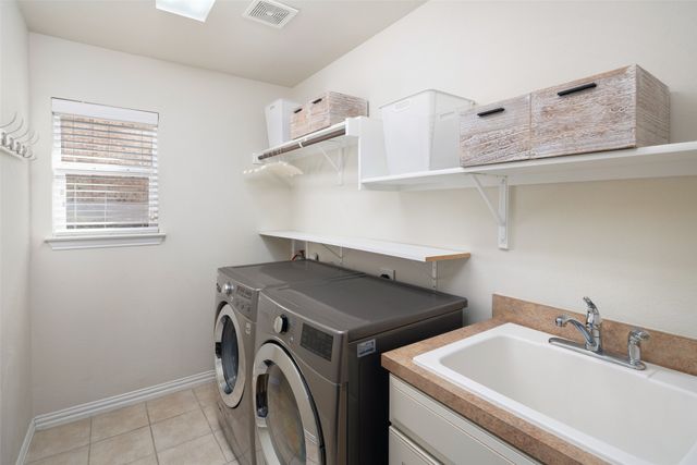 604 Peterhouse Drive, Mckinney, TX 75071