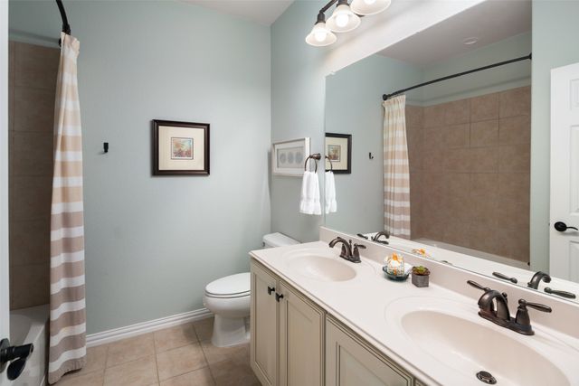 604 Peterhouse Drive, Mckinney, TX 75071