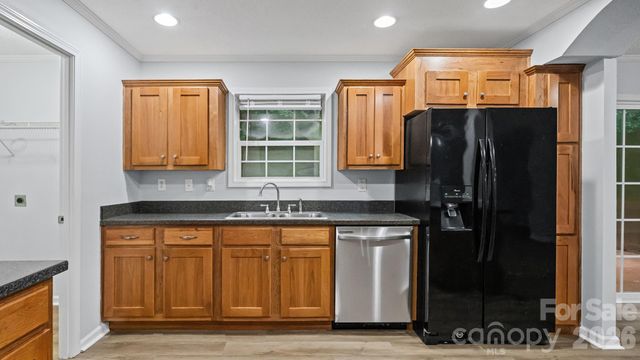 1185 Galway Lane, Clover, SC 29710