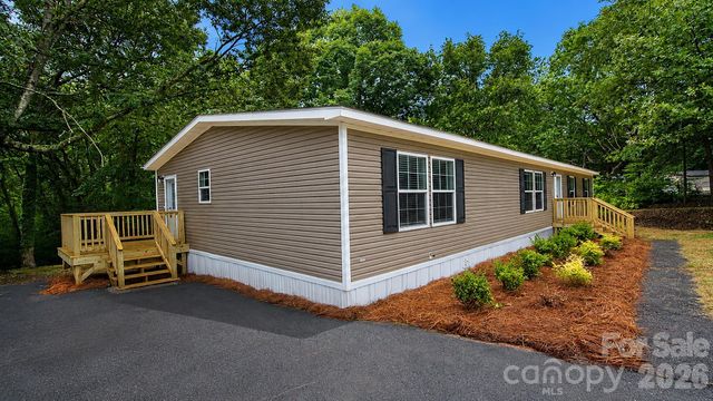1185 Galway Lane, Clover, SC 29710