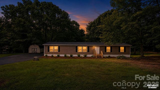 1185 Galway Lane, Clover, SC 29710