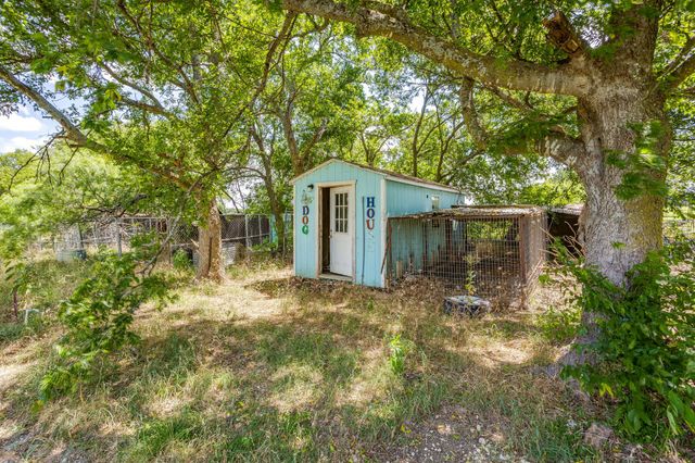 548 Hill County Road 4149, Grandview, TX 76050