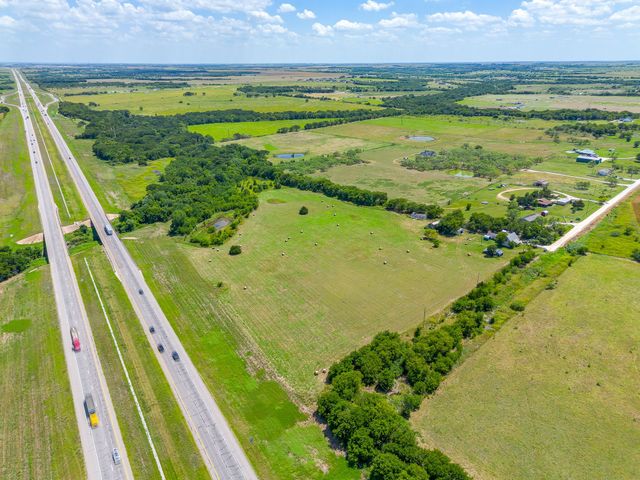 548 Hill County Road 4149, Grandview, TX 76050