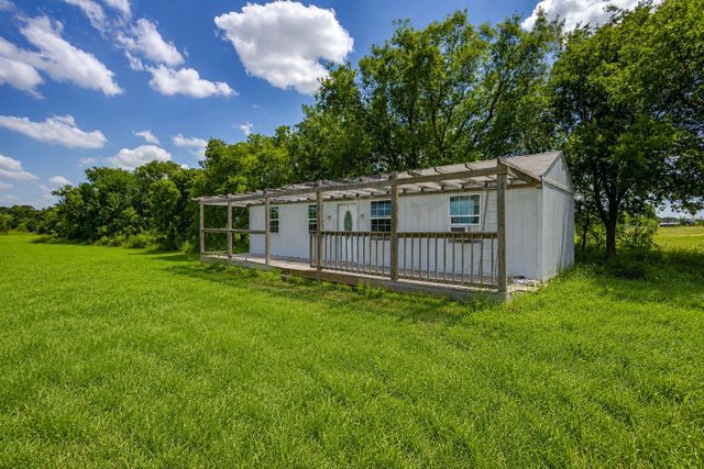 548 Hill County Road 4149, Grandview, TX 76050