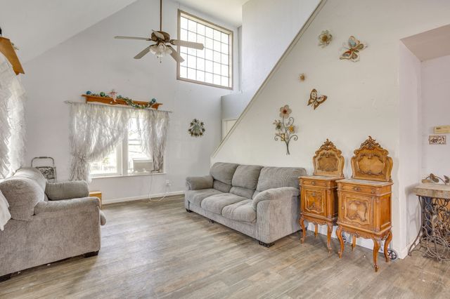 548 Hill County Road 4149, Grandview, TX 76050