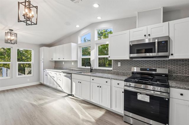 13445 TAFT STREET, Brooksville, FL 34613