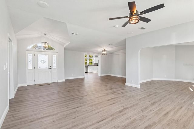 13445 TAFT STREET, Brooksville, FL 34613