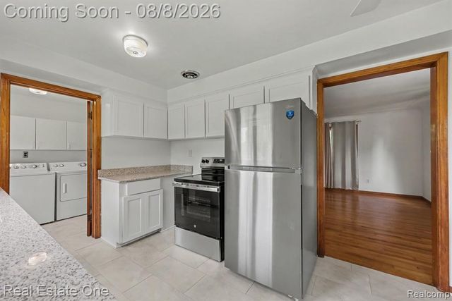 51341 Neumaier Drive, Utica, MI 48316