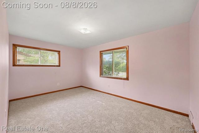 51341 Neumaier Drive, Utica, MI 48316