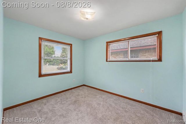 51341 Neumaier Drive, Utica, MI 48316