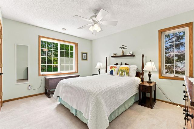 15337 Greenhaven Lane 101, Burnsville, MN 55306
