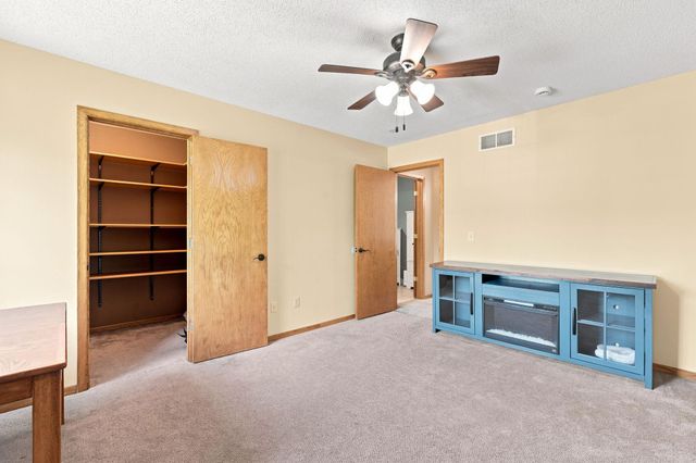 15337 Greenhaven Lane 101, Burnsville, MN 55306