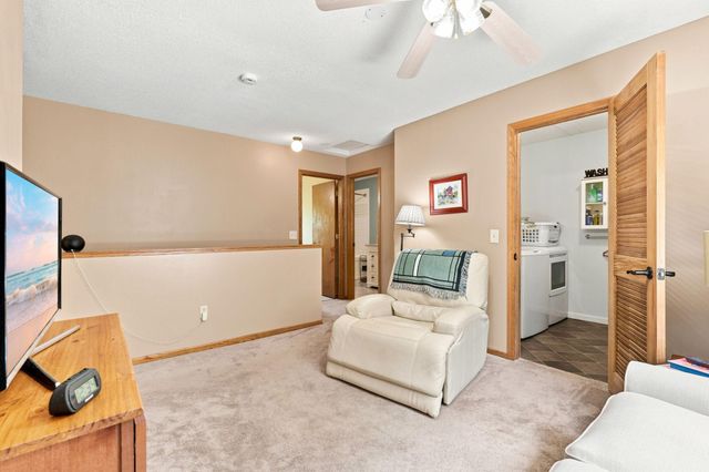 15337 Greenhaven Lane 101, Burnsville, MN 55306
