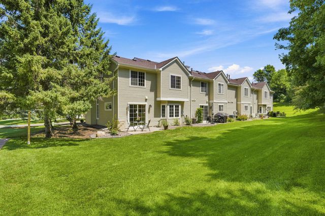 15337 Greenhaven Lane 101, Burnsville, MN 55306