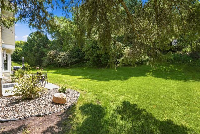 15337 Greenhaven Lane 101, Burnsville, MN 55306